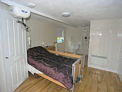 Arfon - bedroom with ceiling track hoist
