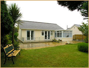 Porthmadog - North Wales. Ty Hapus - Self catering bungalow with ceiling track hoist