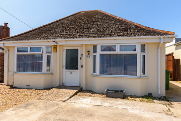 lanehouse rocks accessible bungalow with a ceiling hoist in Weymouth