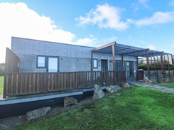 74 Porthmeor - accessible holiday chalet with a ceiling hoist in Cornwall